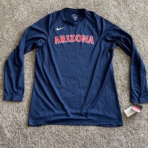 Mens long sleeve basketball warm up. Nike, size large.